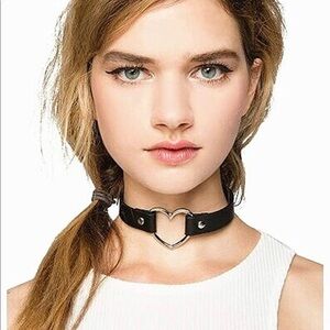 Choker leather punk goth rave festival necklace collar metal heart new